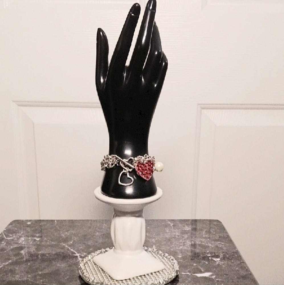 Elegant Silver Heart Charm Bracelet